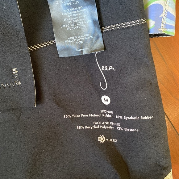 Seea Women's Wetsuit Jacket and Shorts- size M - Picture 15 of 15